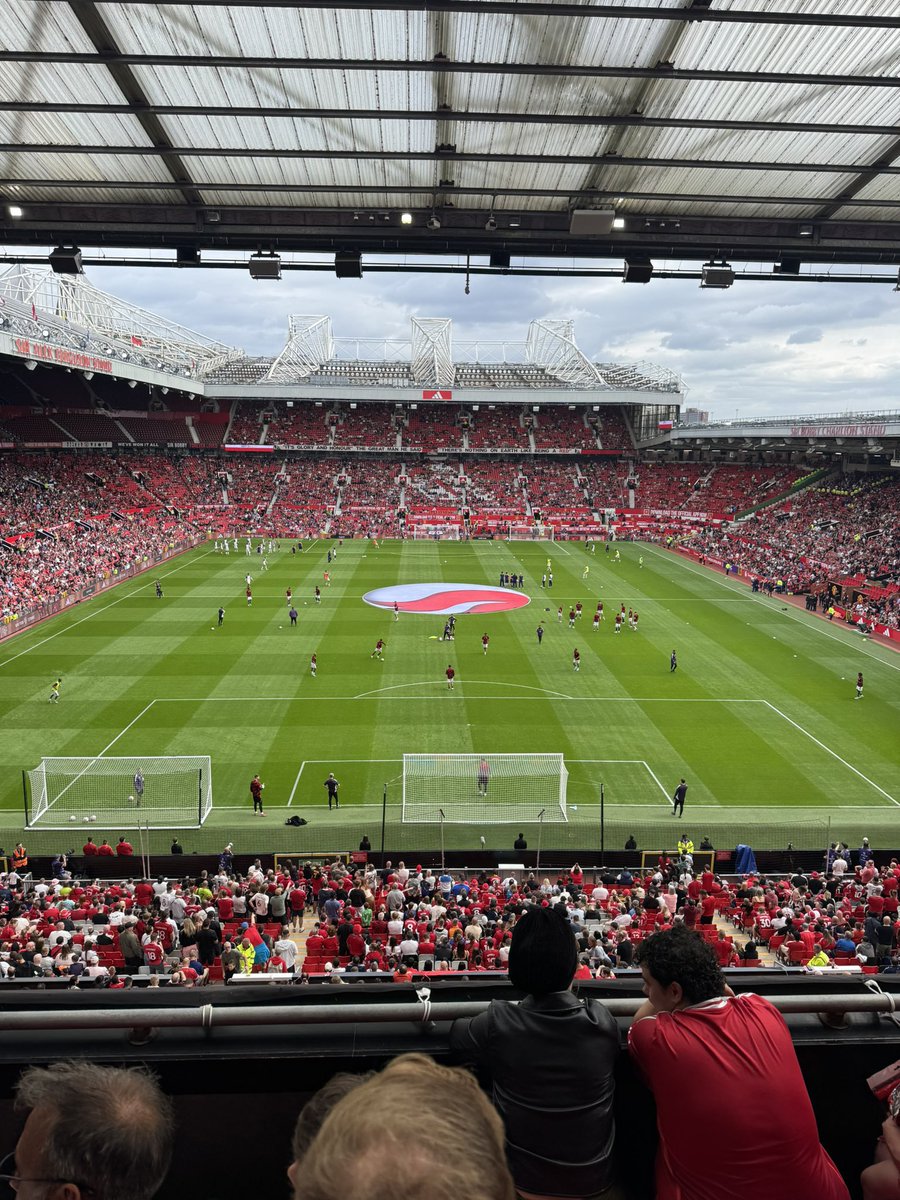 ZoobyUTD tweet media