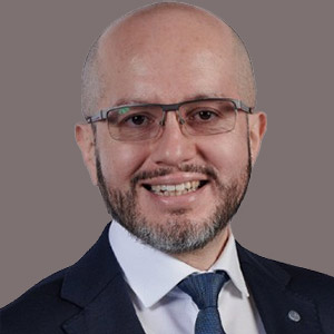 LogisticsTO's tweet image. Victor Aguayo, Director IT - Warehousing Solutions Netherlands, Rhenus Logistics Contributed an article "Building Momentum in Logistics through Collaboration and Innovation"
Read More : tinyurl.com/mwcvvnnh
#LogisticsLeadership #AgileMindset #ProcessOptimization