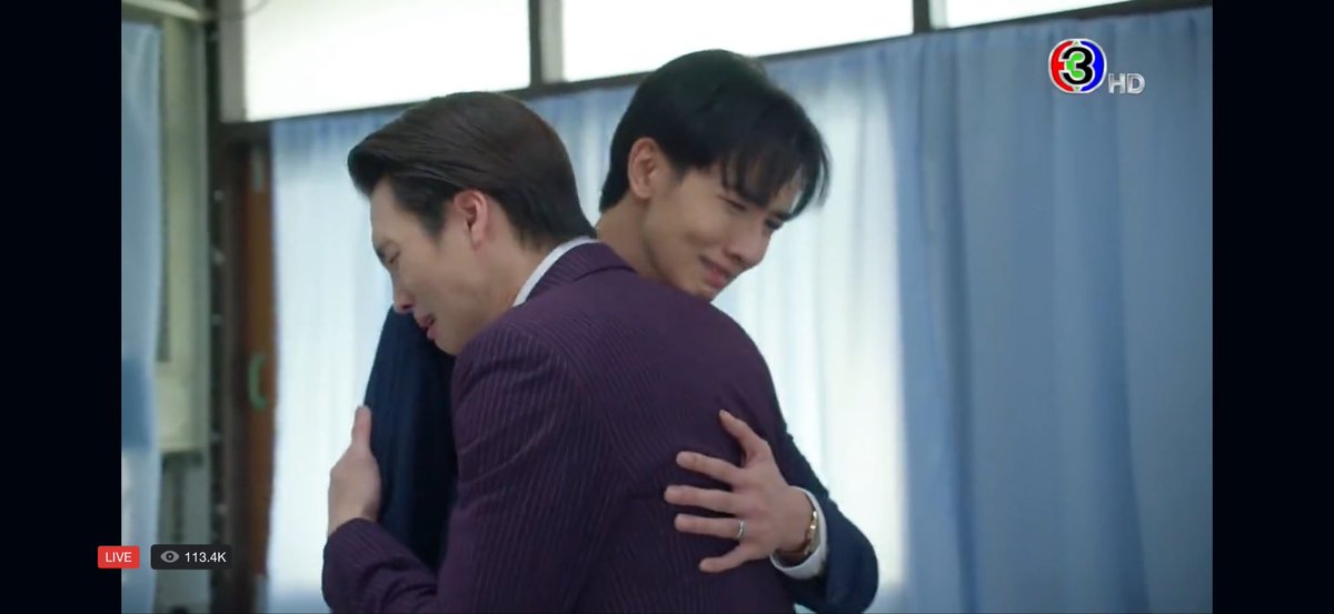 m34nismind's tweet image. สีหน้าผมที่เพิ่งรู้ตัวว่าตอนนี้ตอนจบ

 #แสนรักตอนจบ