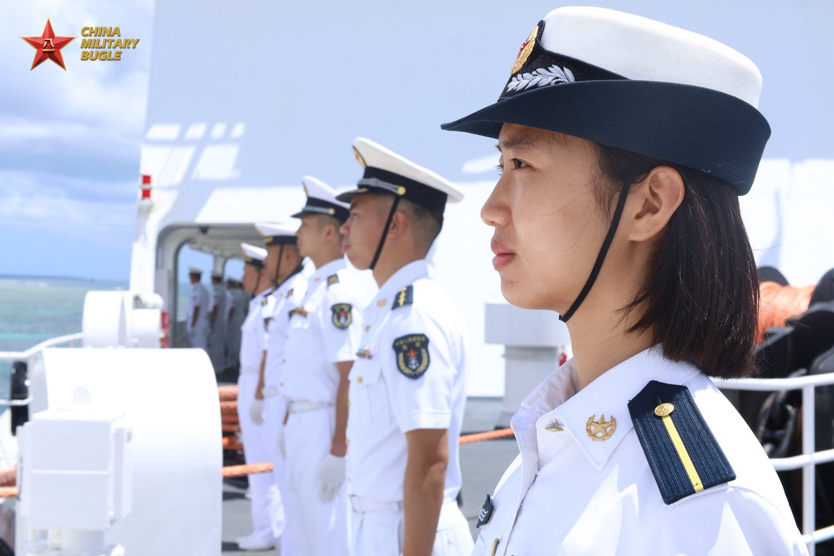 ChinaMilBugle's tweet image. On Oct. 13, 2025, the Chinese naval hospital ship SilkRoadArk arrived in #Tonga for a seven-day visit. This is the fourth time that a Chinese naval hospital ship carried out the "Mission Harmony" in Tonga. 

#Chinamilitary #HospitalShip #MissionHarmony #SilkRoadArk