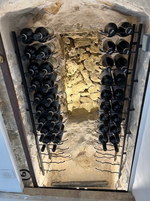 Modern Wine Storage Cabinet!
The W Series is our patented wall mounted wine rack that features the original label-forward design trusted by interior design and building professionals.
Perfect for any size room — residential or commercial. 
vintageview.co.uk/wall-series/