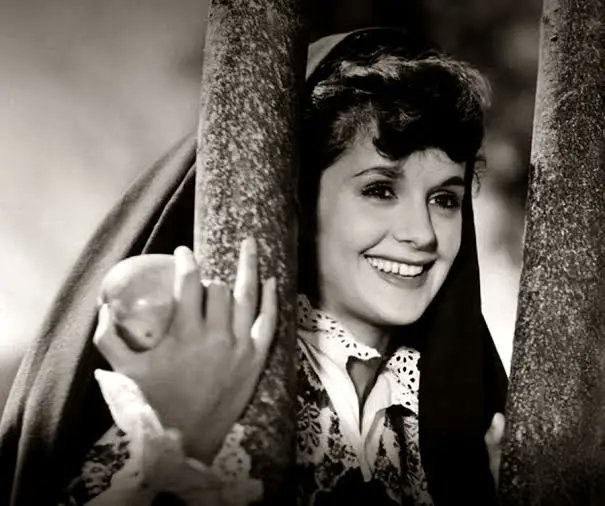 armandorubinpy's tweet image. Delia Garcés nace un día como hoy de 1919
Fue una actriz de gran belleza y notables dotes histriónicas de la época de oro del cine argentino