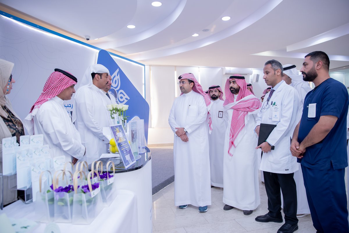 HBHCluster's tweet photo. تغطية | 📸
 أقام #تجمع_حفرالباطن_الصحي اللقاء الواحد والتسعين لـ #محور_التواصل لمنسوبي التجمع، والذي استضاف هذا الأسبوع الأستاذ محمد بن نوبان المطيري ومنسوبي مستشفى إرادة والصحة النفسية، تزامنًا مع #اليوم_العالمي_للصحة_النفسية، وذلك في بهو التجمع. https://t.co/Eww3NSyB6j