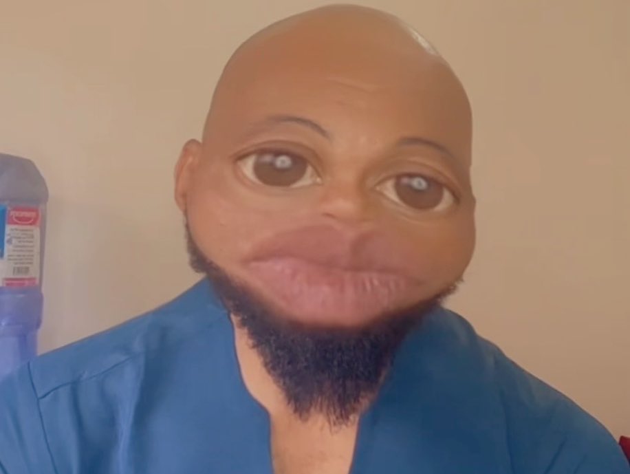itz_DBoss's tweet image. Offering money wey I carry buy biscuits when I small join hand for this thing wey dey do me 🥺💔