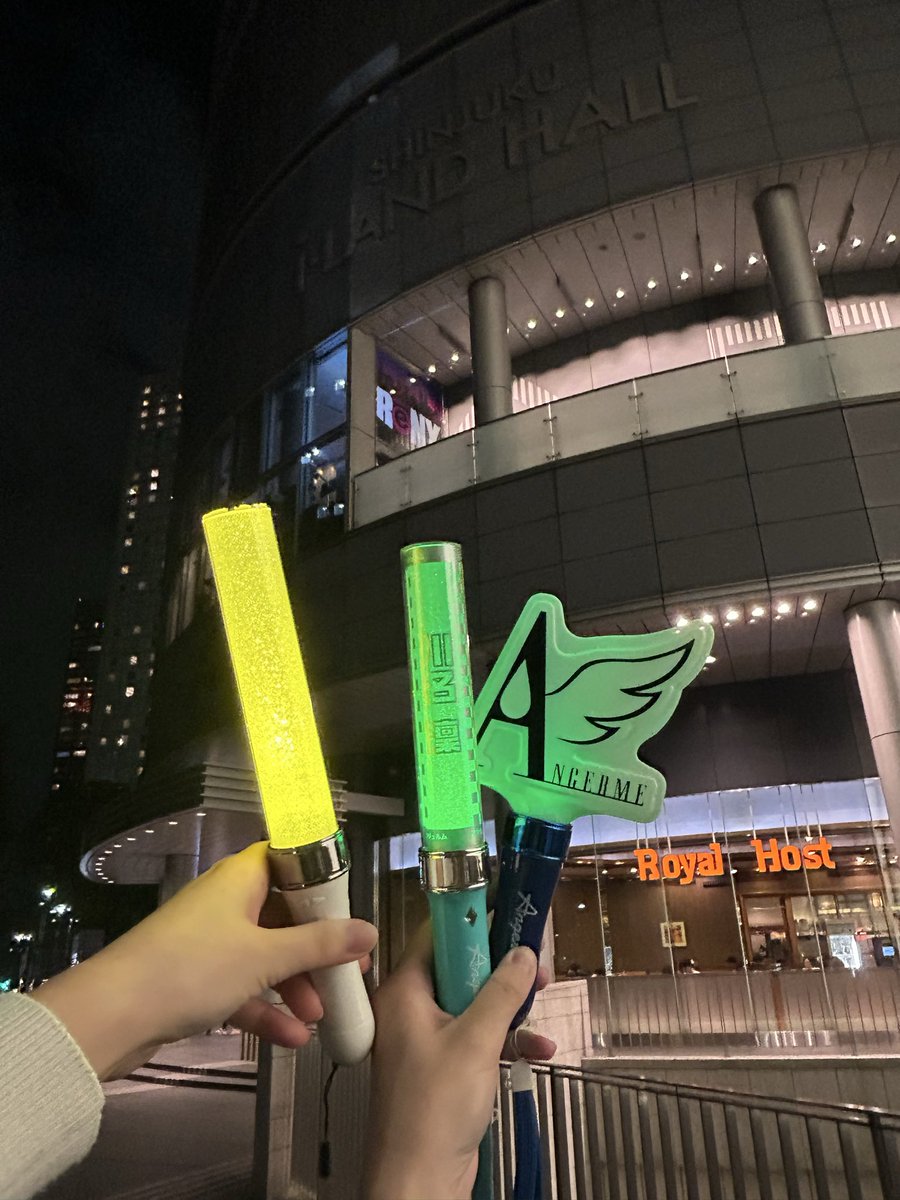 chuohellopro's tweet image. 本日は、アンジュルム ライブツアー 2025秋 ~Keep Your Smile!~新宿ReNYに行ってきました!
中の人は桃羽ちゃんお目当てで初アンジュ単独公演参戦をしました!!盛り上がる曲ばかりで、元気をもらえました🌟ライブハウスらしい一体感があって楽しかったです♪
#アンジュルム #ANGERME