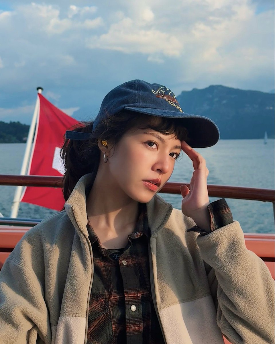 Janehoho tweet media