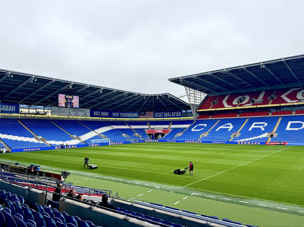 UEFAcomMPitman's tweet photo. 🏴󠁧󠁢󠁷󠁬󠁳󠁿📝A big night ahead for @Cymru as they on @BelRedDevils in @FIFAWorldCup qualifying. 
⚽️💻All the pre-match build-up, team news, updates, analysis and reaction here https://t.co/P48fk1DW4g https://t.co/xkORSchxja