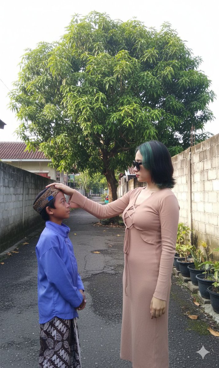 Jangan ya dek ya 😜
.
.
.
.
#femboy #crossdresser #shemale #ladyboy #transgender #transgirl