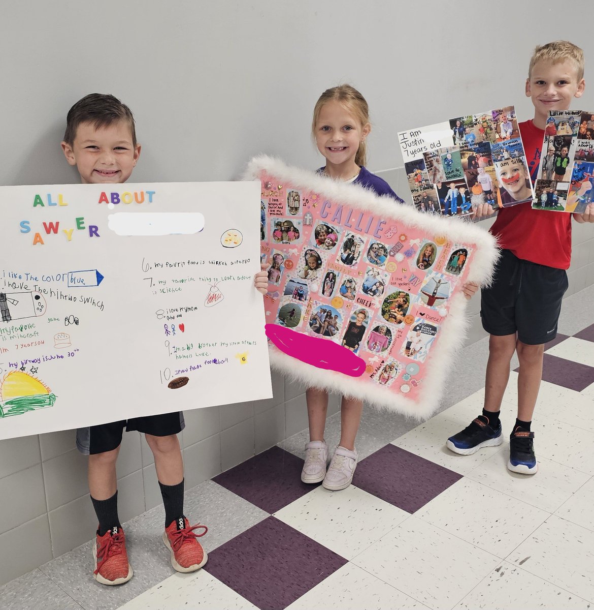 🔦Second Grade Spotlight Students 🔦

Sawyer C. - Petersen
Callie B. - Adair
Justin S. - Dozier

#BadgerStrong #ProudBadgers #OurBadgerStory #GoMerkelBadgers