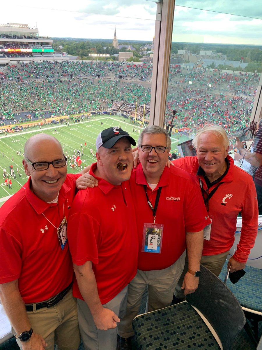 MoEgger's tweet image. I’ve had the privilege of working with Jim Kelly for 24 years. Quite simply, Jim and his family&apos;s name are synonymous with UC Football.

No one loved the Bearcats more, and his passion for the program came through in every broadcast, right up until his final one last month.…