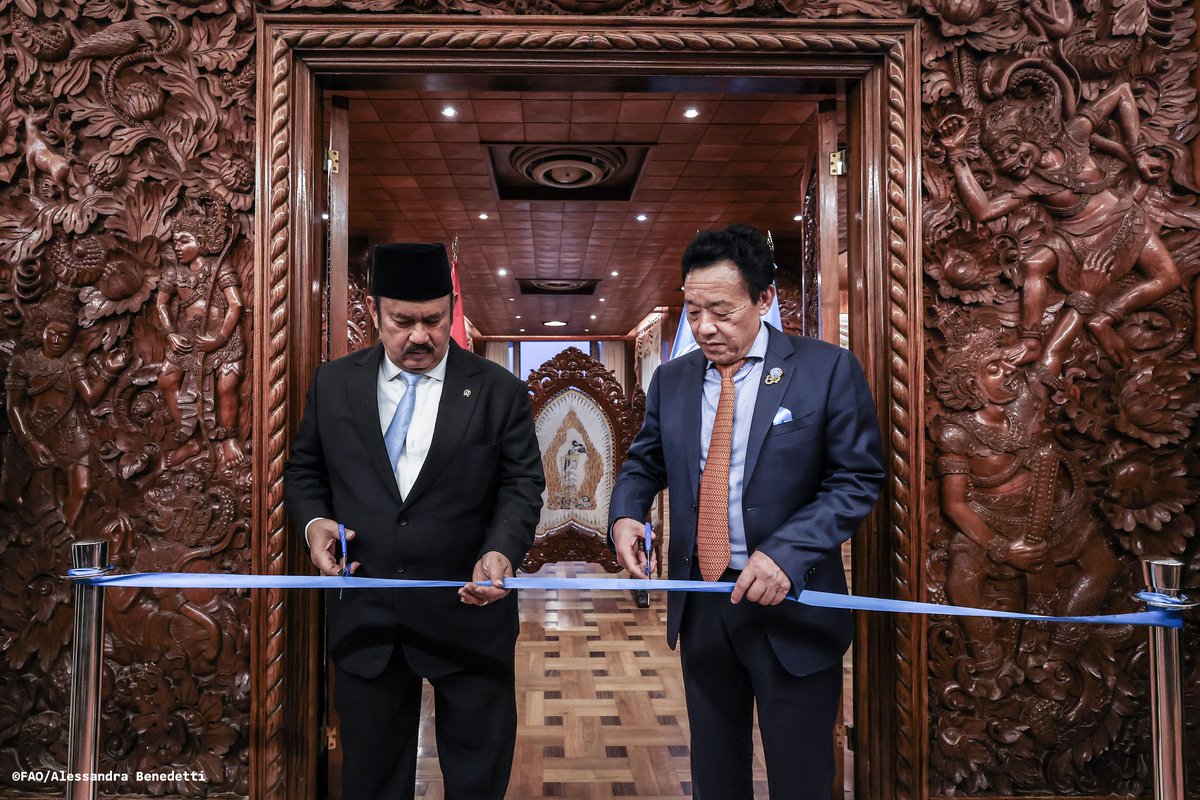 Grateful to the Government &amp; people of the Republic of Indonesia for the modernized Indonesia room at <a href="/FAO/">Food and Agriculture Organization</a>. It highlights the country’s traditions and will continue to provide the setting for discussions on global #FoodSecurity &amp; actions for achieving the #4Betters.