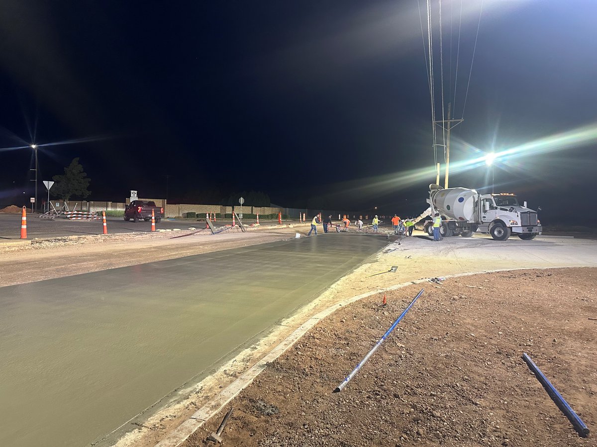ReeseCenter's tweet photo. Infrastructure construction at the Reese East 90 Business Park is well underway. This 90 acre development offers a prime location to support your business expansion. Located in Lubbock County, Texas. Contact us for an opportunity to select a prime spot. https://t.co/C2gZrcicrw