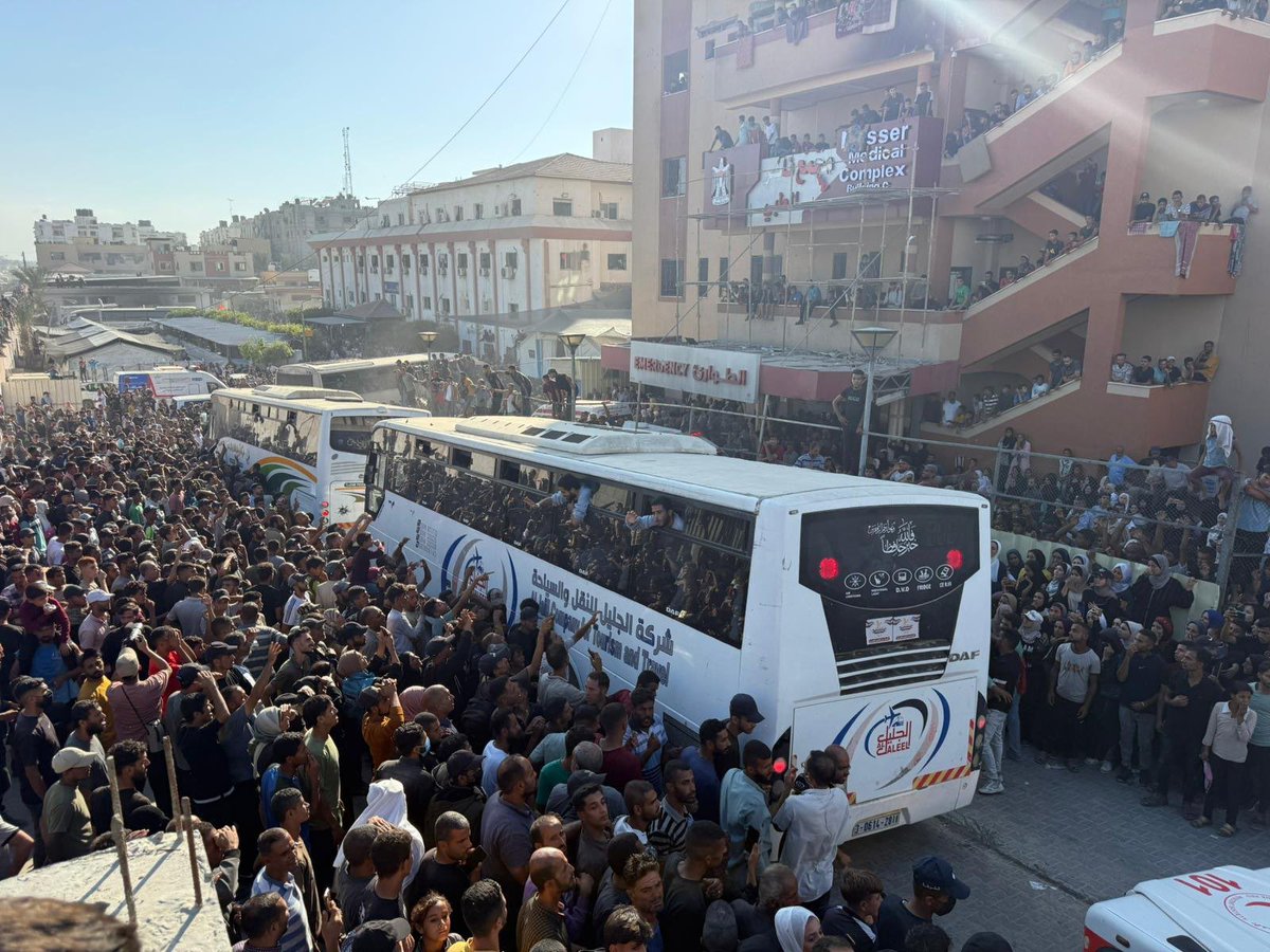 İsrail, 2000'e yakın Filistinli esirin tamamını serbest bıraktı.