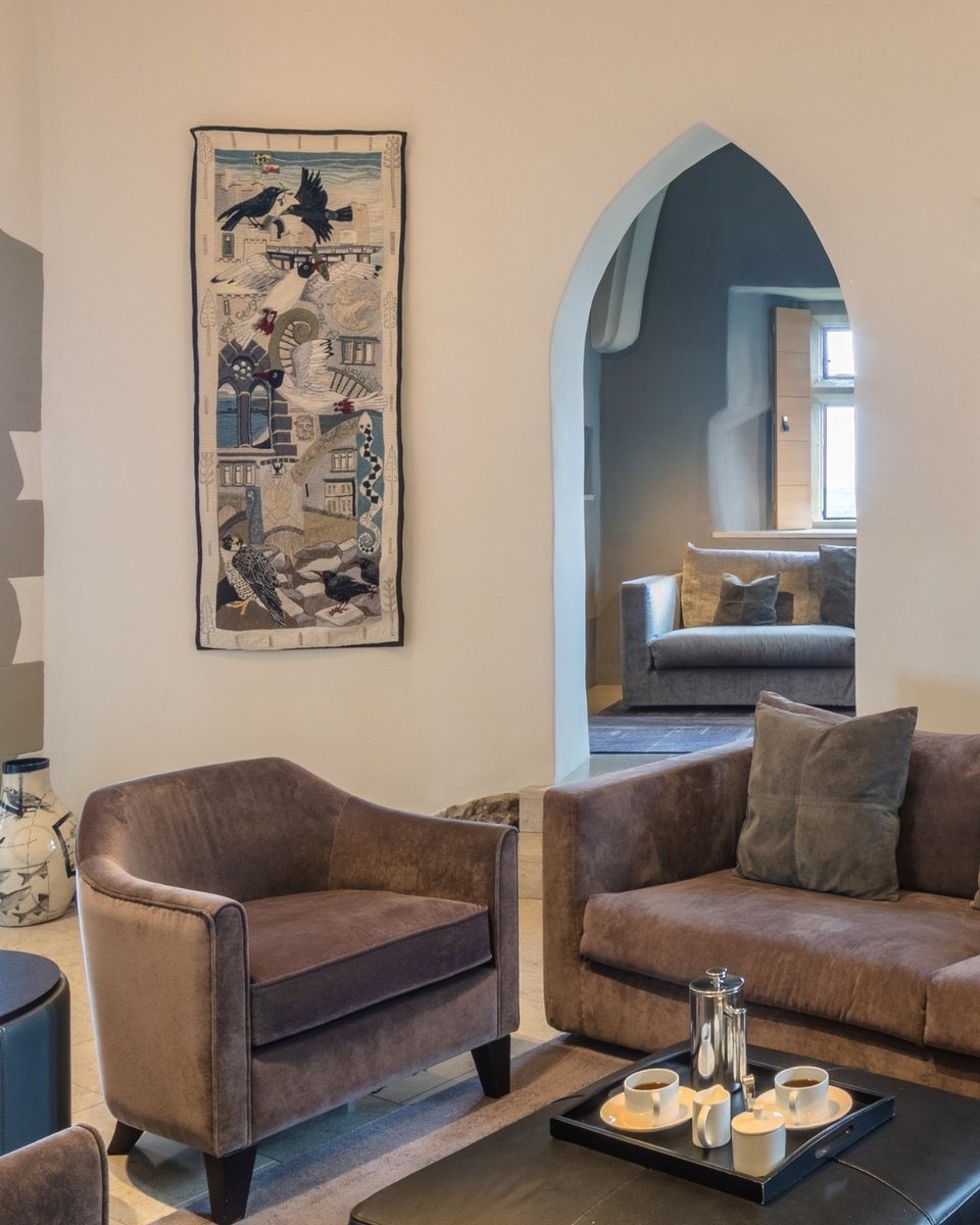 Roch Castle tweet media