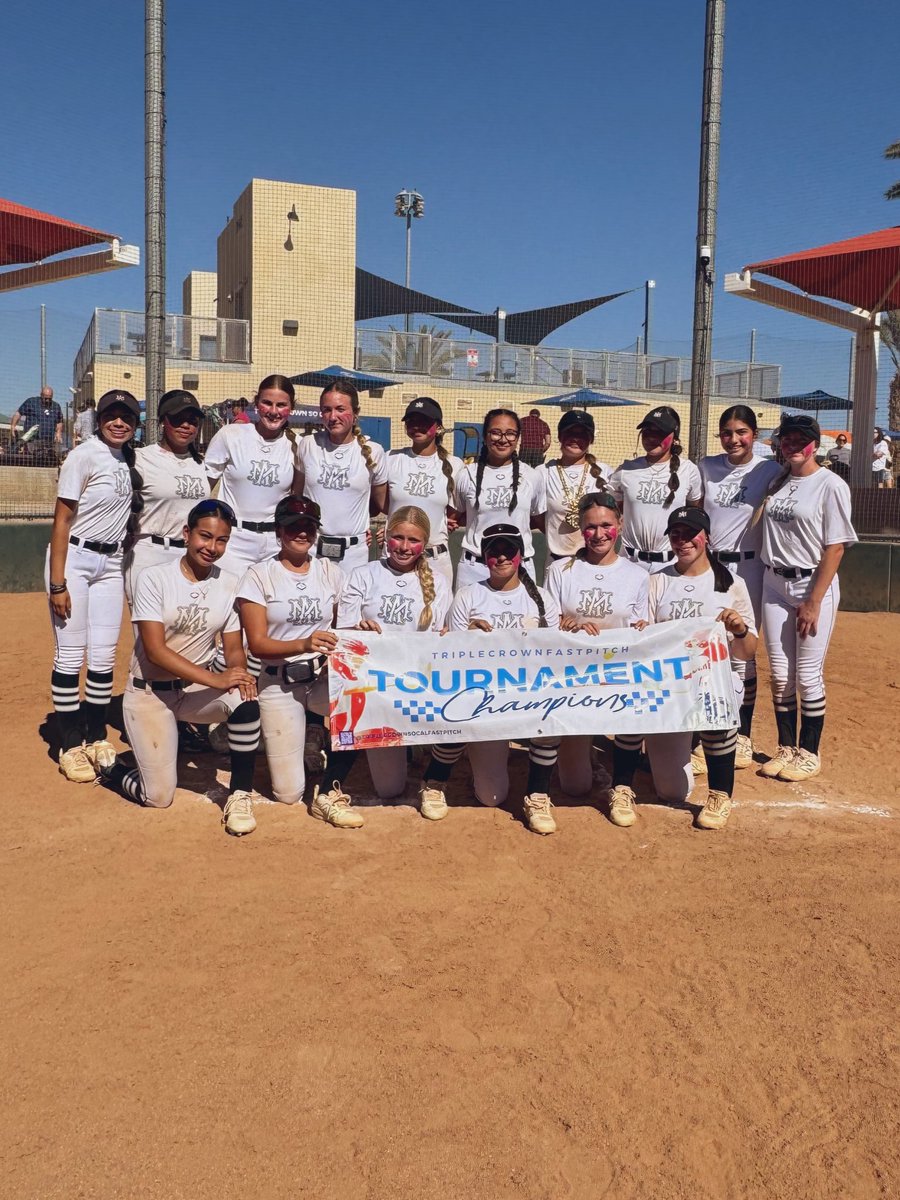 catchmacie's tweet image. TCS 16U Co-Champs! 🏆 (Hit .714 with 5 Hits and an IPHR) Great way to kick off the fall season.