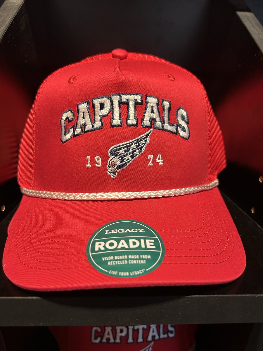 More 3rd apparel keeps rolling in! 

This sleek navy windbreaker is perfect for any Screaming Eagle fan! 

Back also based on popular demand from Legacy Athletics: the Roadie Rope Hat 🦅

#ALLCAPS