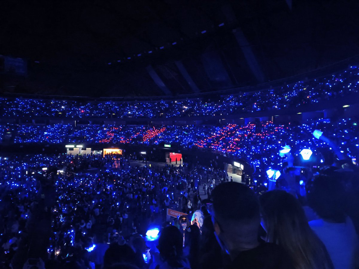 yo siempre siempre voy a querer formar parte de este océano azul zafiro perlado 💙😭

#SS10inCDMX #SS10inMEXICO #SUPERSHOW10INMEXICO #SUPERJUNIOR #SuperJuniorInMexico