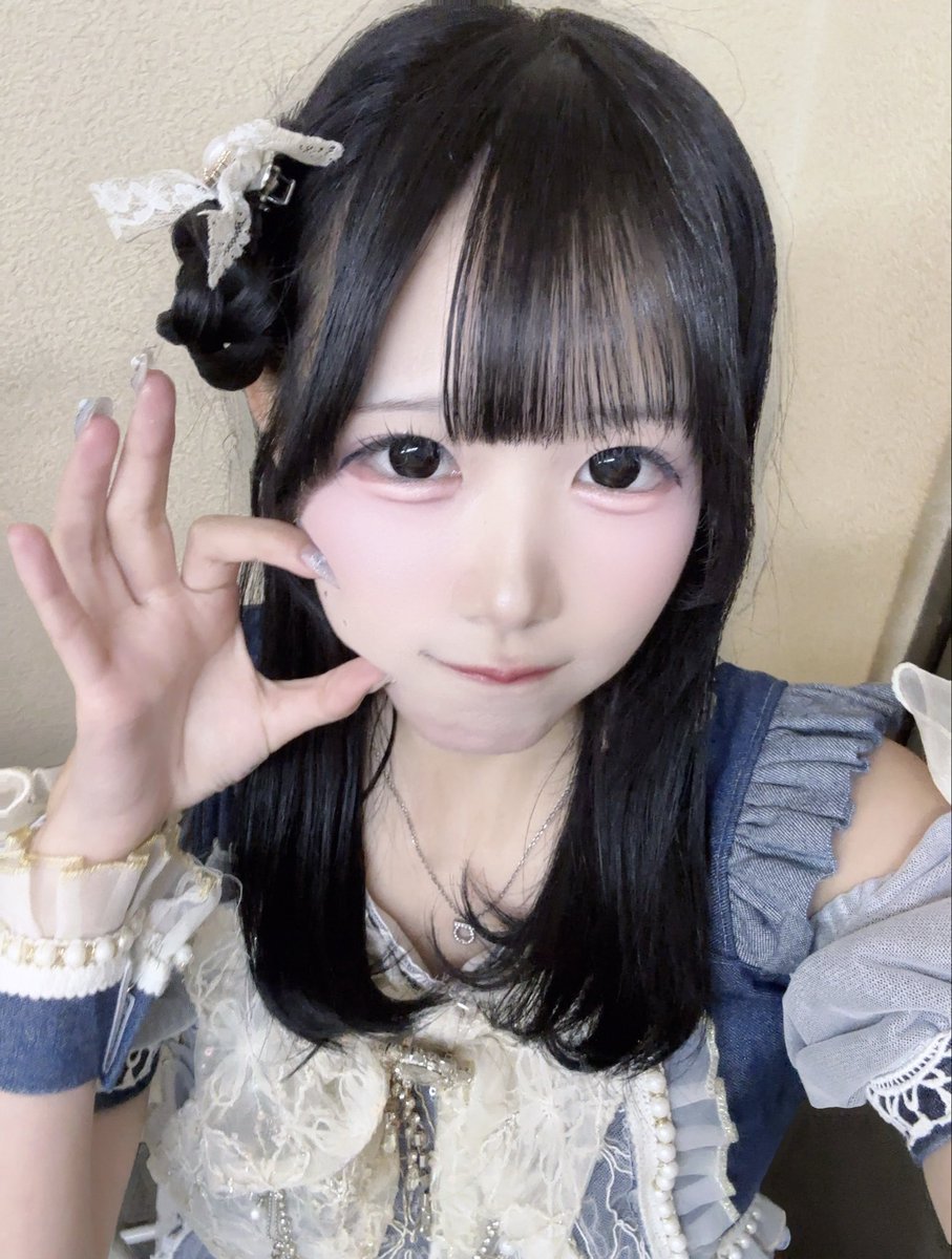 ねむねむにゃんこのかおしてる