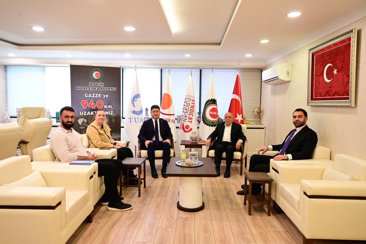 Arslan, MYK Başkanı Tören’i HAK-İŞ’te Ağırladı

Genel Başkanımız Mahmut Arslan, 13 Ekim 2025 tarihinde Mesleki Yeterlilik Kurumu (MYK) Başkanı Aşkın Tören ile HAK-İŞ’te bir araya geldi.

hakis.org.tr/haberler.php?a…