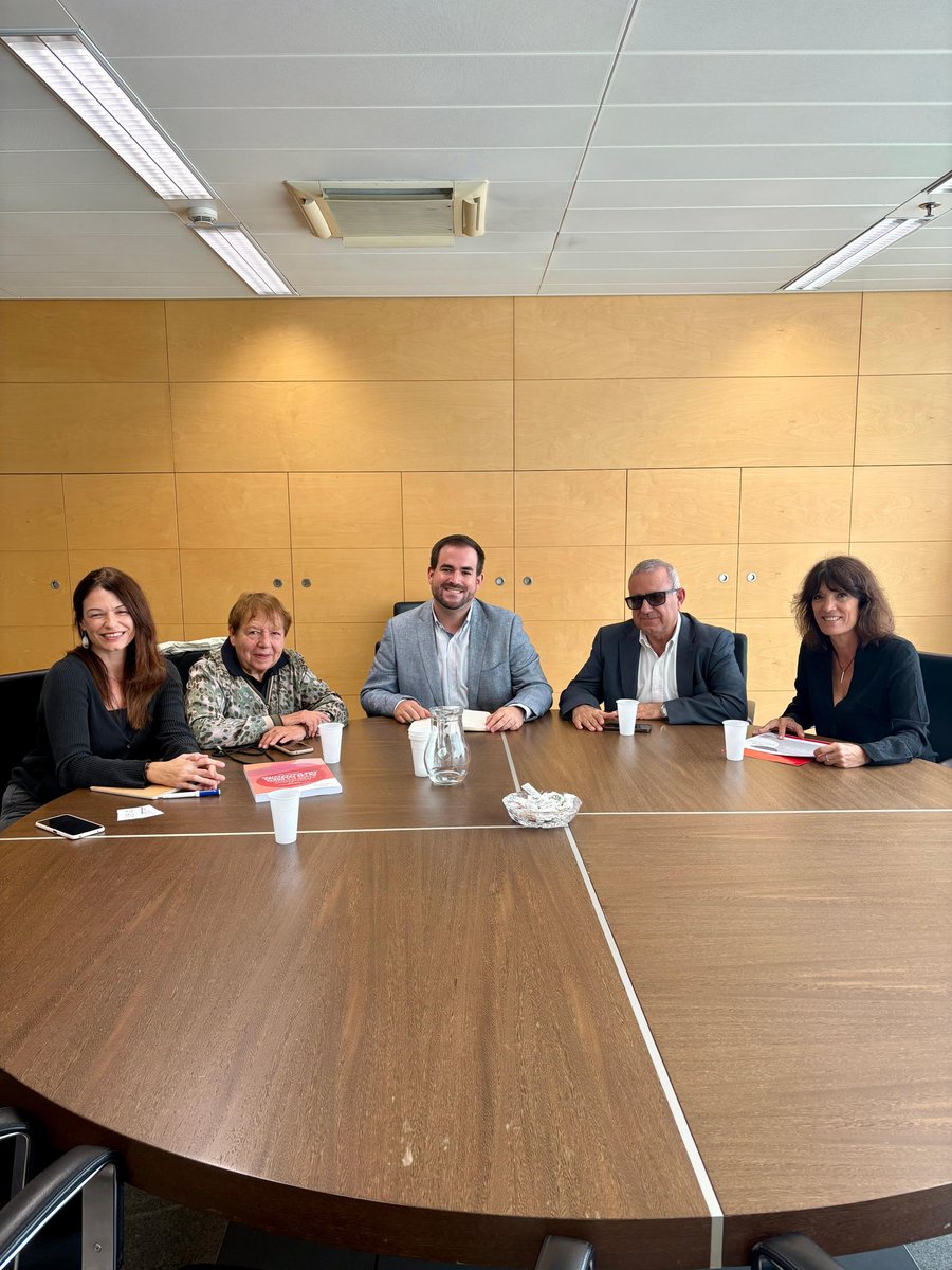 🤝Avui hem mantingut una reunió molt productiva amb la Presidenta del COCARMI <a href="/cocarmi/">Cocarmi</a>, Mercè Batlle, i la seva directora tècnica, Inma Gómez, per posar-nos plenament al servei de les entitats catalanes del sector de la discapacitat i intercanviar perspectives coincidint amb...