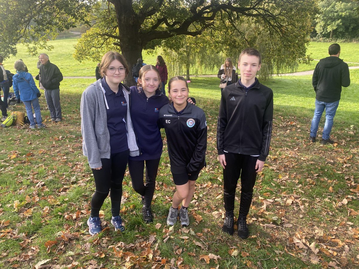 💥CROSS COUNTRY💥
Fantastic performances from some of our Y7 and Y8 students at Longley Park on Saturday. Georgina in Year 7 did especially well placing 21st out of 60. Well done to all involved. #TeamBirley