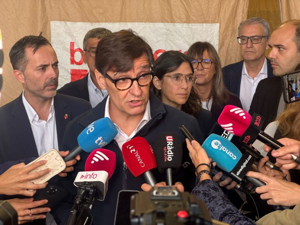 Illa avisa que l'episodi de pluges a l'Ebre "no s'ha acabat" i crida a la màxima prudència uradio.cat/illa-avisa-que…