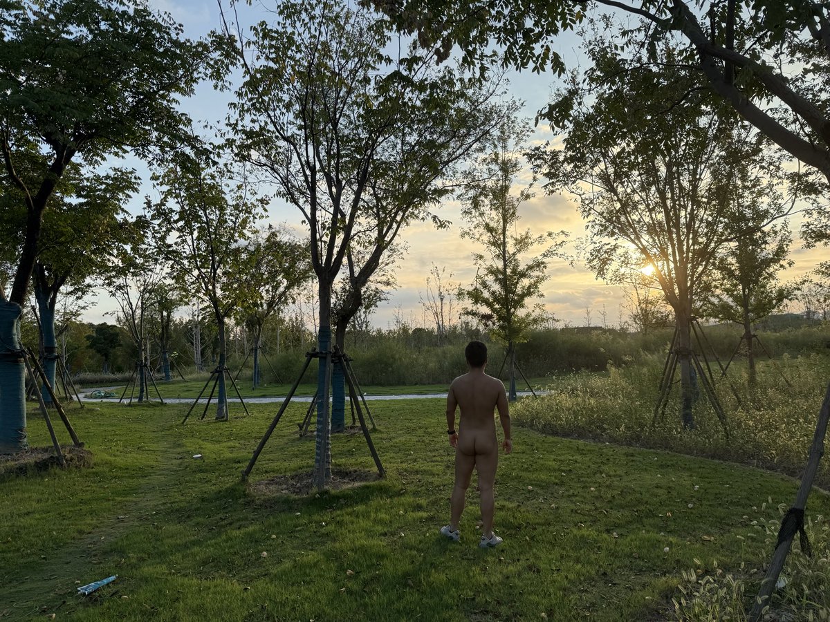 Too Lie (@lie_too17620) on Twitter photo 