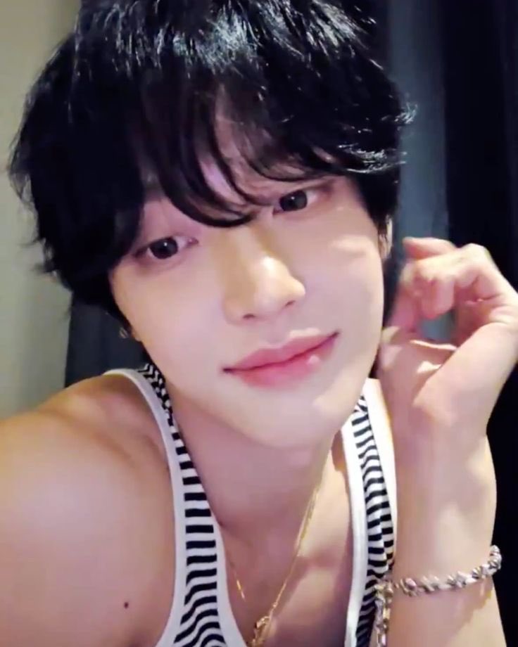 bbinwon232's tweet image. 🐈‍⬛🎸🐾