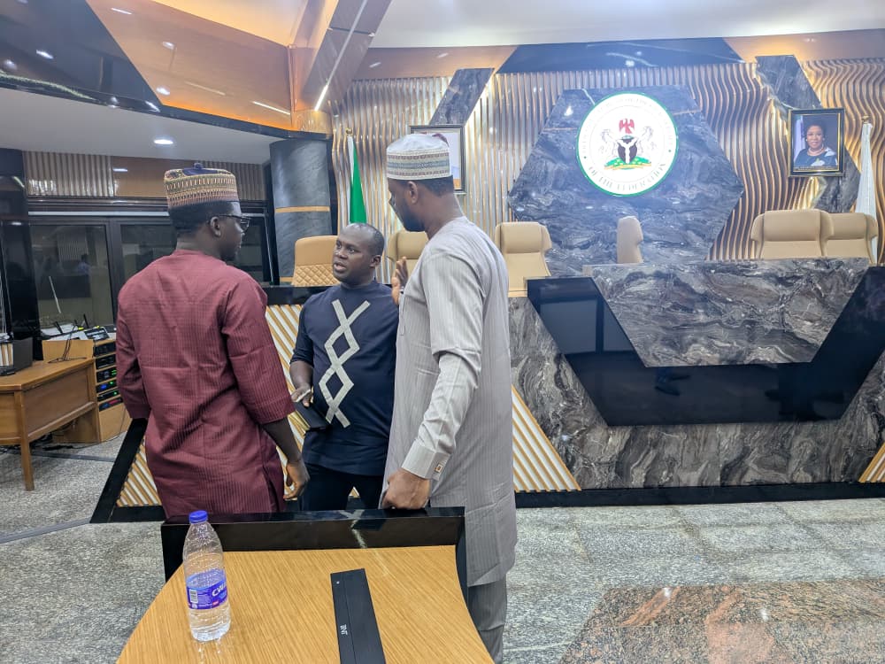 A live demo of the Project Phoenix assessment tool was held on 3rd October with the OHCSF, pcl., and 15 cluster consultants. The session aligned everyone on processes and readiness for the verification exercise.

#PhillipsConsulting #PASGA2025 #FederalCivilServiceSkillsAudit