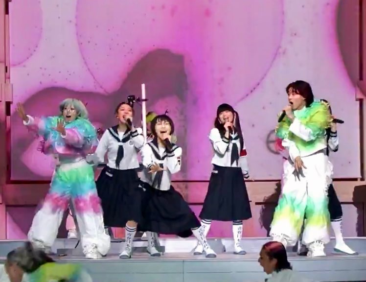 人生で何度経験出来るかわからない万博

万博での大切な開会式のパフォーマンスと作曲を任され成し遂げたこと､どう考えてもとんでもなくすごいことだったよね🪴✨

imaseくんは終わりゆく万博に足跡を残した人たちのひとりだね
素敵な想い出を残してくれて本当にありがとう☺️

#imase
#大阪・関西万博