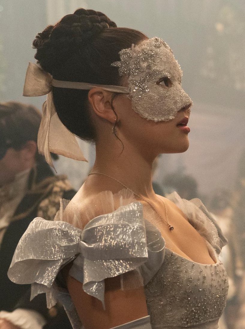 Small, cute, gorgeous. Perfect! 😍🤏🏻