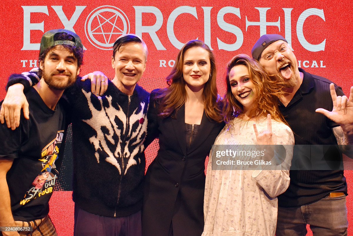 darren criss daily tweet media