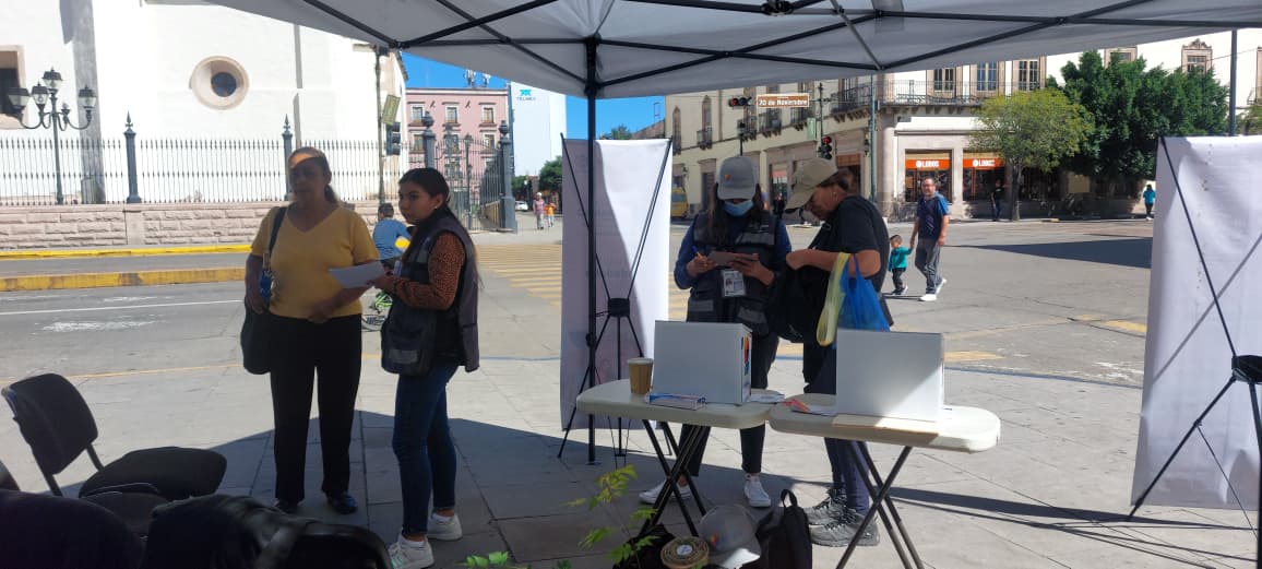IMPLANDGO's tweet image. 🗳️ Cerramos la Consulta Ciudadana 2025 en el segundo domingo de #DurangoDeRol.
Fueron 15 días de escuchar, recorrer y compartir ideas para el futuro de nuestra tierra 🌱🤝
📊 Muy pronto conocerás los resultados de lo que soñamos juntos.