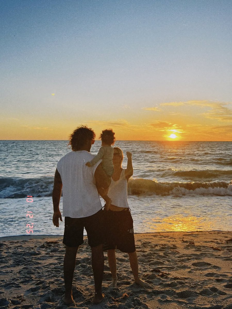 pridericherick's tweet image. QUE HERMOSA FAMILIA POR DIOS, MIS PAPIS LOS AMO