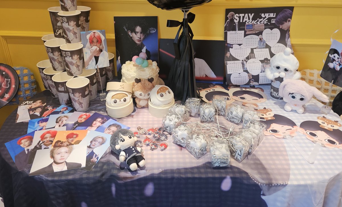 adorablehee1015's tweet image. 메르시 쿠키
아기자기 예쁘게 꾸며진 카페
카드 결제 전에 희승이도 놓치지 마세요☺️

#stay_with_heeseung
#희승 #HEESEUNG 
#ENHYPEN_HEESEUNG 
#엔하이픈_희승
#ヒスン #李羲承
#ENHYPEN #엔하이픈