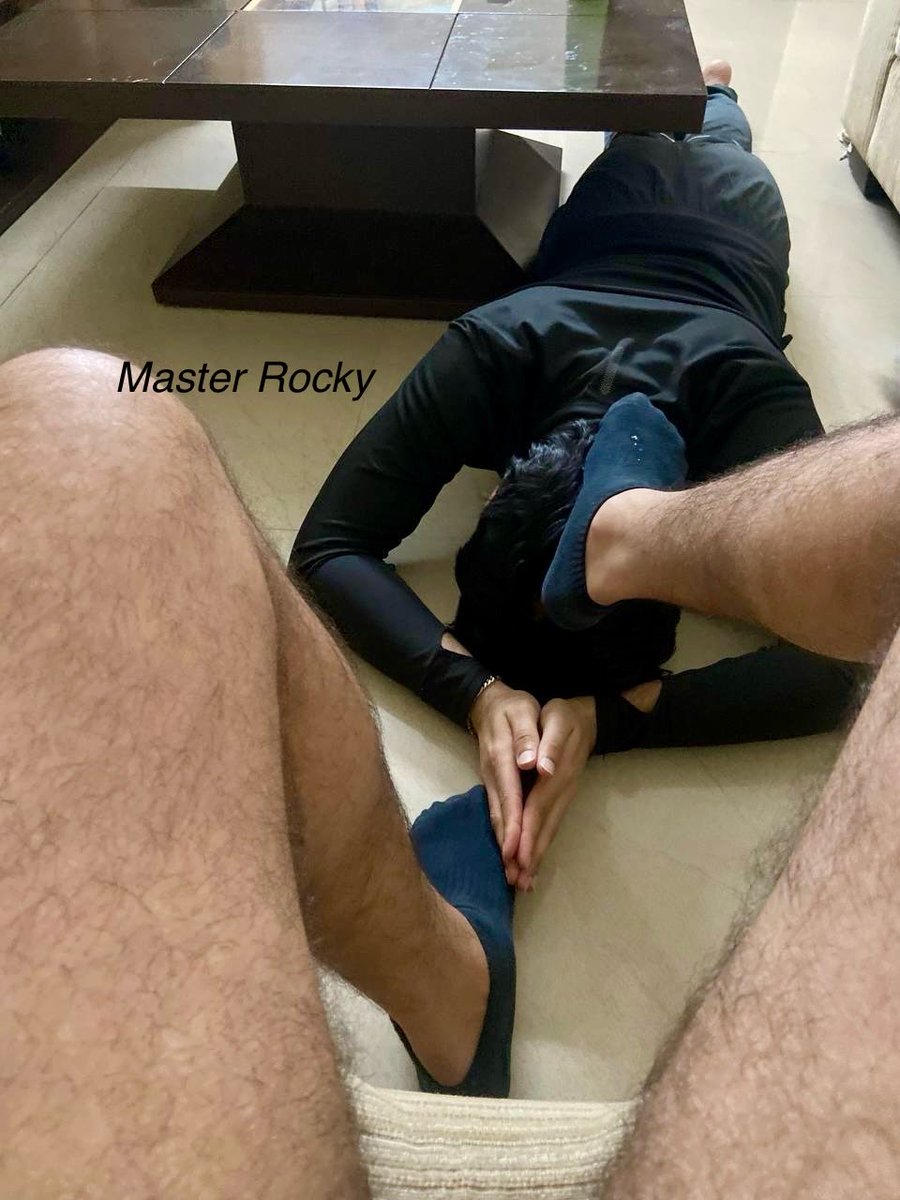 Any kind of joy you can bring an Alpha will come with the cost of your pain, cash and pride🖕🏻😈

Findom paypig cashpig cashslave finsub footfetish alpha alphadom alphamaster cashmaster footdom maledom cuck cuckold