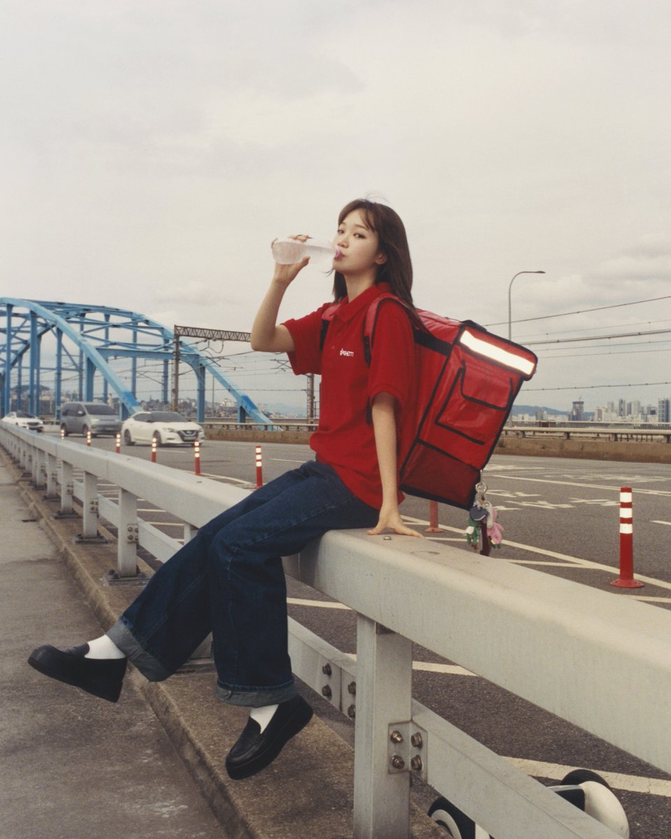 SOURCEMUSIC's tweet image. KNOCKING BASIL🌿
2025.10.24 1PM (KST) | 12AM (ET)
💿Pre-save & Pre-order
le-sserafim.lnk.to/SPAGHETTI
#LE_SSERAFIM #르세라핌
#EAT_IT_UP_SPAGHETTI