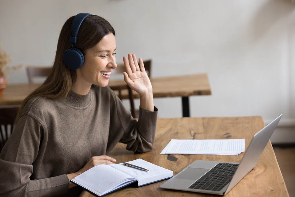 urbanaparks's tweet image. Learn a new language on Zoom this Fall through Urbana Park District! More info: bit.ly/3J1QcFl  #Learning #NewLanguage #Zoom #YouBelongHere