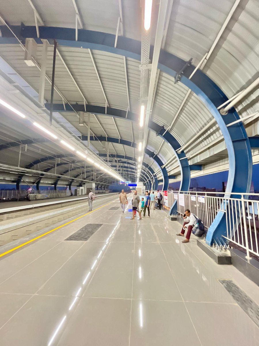 This “shining” Patna Metro station, truly a nightmare for many and a slap on the face of Bihar haters 😏

They expected chaos, but got cleanliness instead!