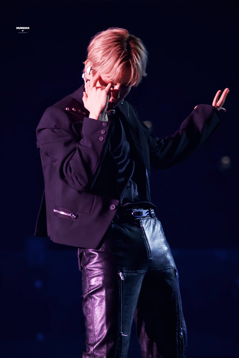 HUNSHUI_0506's tweet photo. 20250914  in tokyo🇯🇵

#백현 #백현이 #BAEKHYUN #ベッキョン
@B_hundred_Hyun @BAEKHYUN_INB100 https://t.co/iDG9DoOy5y