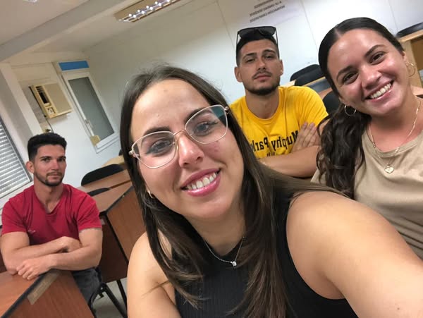 Comienza el Curso de Introducción a la Industria Petrolera para adiestrados de nuestra empresa en el CPP de Cienfuegos.
#PetrolerosPorCuba
<a href="/mijail_cre43480/">Mijail Bonachea Crespo</a> 
<a href="/Cubapetroleo1/">CUPET</a> 
<a href="/PetrolerosCaba1/">Petroleros Cabaiguán</a>