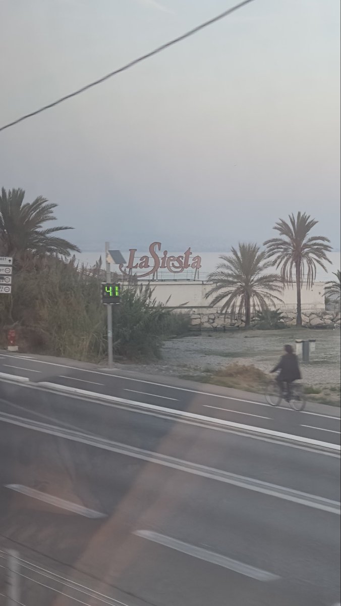 Salgo a las 2 de trabajar y voy derecho a dormir