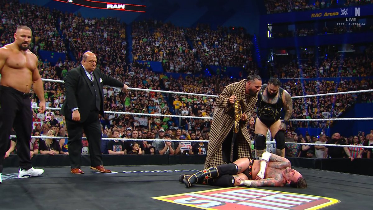 The Vision stand tall.

#WWERaw