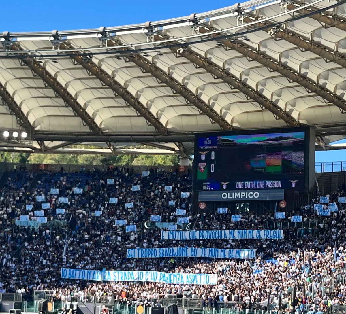 GiGiSSLazio's tweet image. Io non so nulla.
Ma proprio nulla su rumors, voci, notizie, indiscrezioni.

Per questo motivo, sulla vicenda proprietà/ ipotetica cessione (al pari del mercato, quando non bloccato…) non mi vedrete mai nella veste del “portavoce” di chissà quale notizia. 

Mi limito banalmente a…