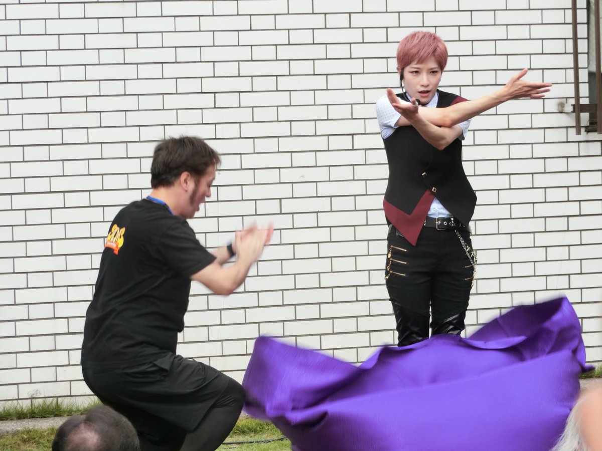 yoyokade's tweet photo. 大須大道町人祭 2025.10.11～10.12 
マジシャンとしてTV等でも大活躍のLUNAさんですが、また一段と技のキレ味が冴えてきました♦️♣️♥️♠️
 #大須大道町人祭 
 #LUNA https://t.co/w6QC46LpjD
