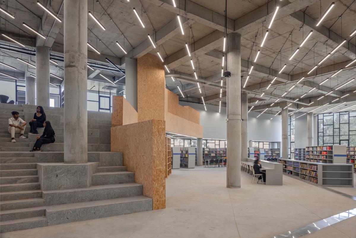 worldarchitects's tweet photo. #WorldBuildingOfTheWeek – Completed in March, the new SMVIT Library by @cadencearchite1 expands the North Bangalore campus with a new design.
https://t.co/4PgJkuNlH7
📸 Atik Bheda
#waofficial #cadencearchite1 #SMVITLibrary #India https://t.co/J8Z6MJ04KR