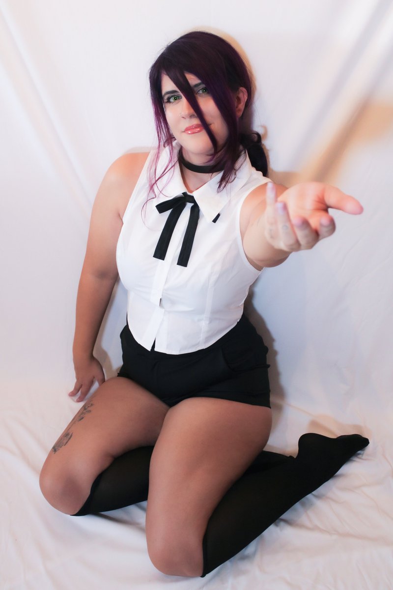 redhella_'s tweet image. &quot;I&apos;ll teach you! The things you don&apos;t know or can&apos;t do. I&apos;ll teach you everything.&quot;
.
Reze Cosplay (Chainsawman)
.
.
.
.
#reze #rezecosplay #chainsawman #chainsawmancosplay #chainsawmanmovie #rezearc #cosplay #cosplayer #devilbomb