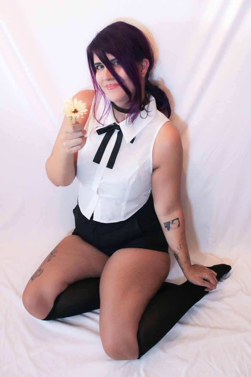 redhella_'s tweet image. &quot;I&apos;ll teach you! The things you don&apos;t know or can&apos;t do. I&apos;ll teach you everything.&quot;
.
Reze Cosplay (Chainsawman)
.
.
.
.
#reze #rezecosplay #chainsawman #chainsawmancosplay #chainsawmanmovie #rezearc #cosplay #cosplayer #devilbomb