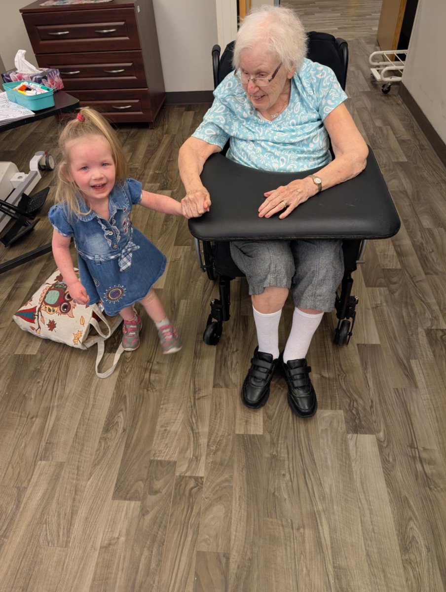 c_mrsd's tweet photo. This weekend we have so many things to be thankful for….we’re thankful we got to celebrate the biggest milestone birthday in our family. My grandmother in law officially turned 100 yesterday! We’re so thankful to have her in our lives! https://t.co/XZEkVhN6MI