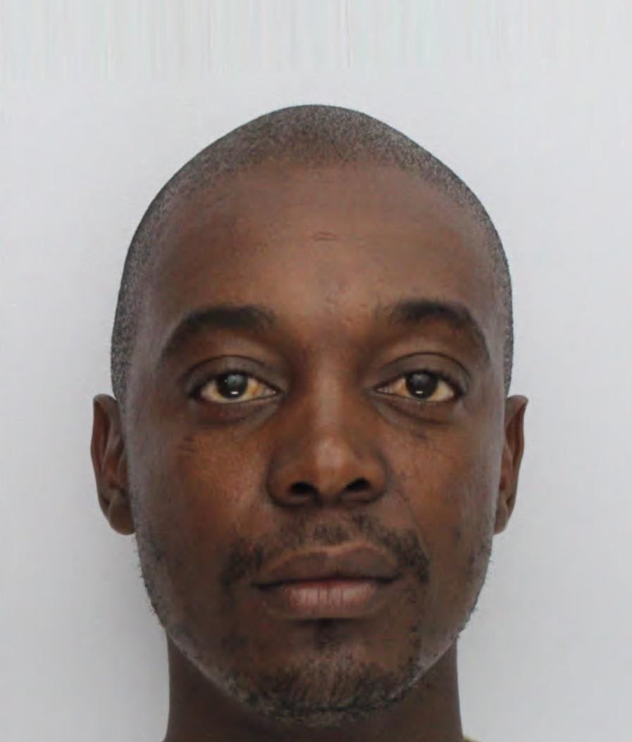 CrimeWatch_RSA's tweet photo. [FOUR LIMPOPO POLICE OFFICERS ARRESTED IN MPUMALANGA] 

Four police officers attached to various units in Limpopo Province, namely Sergeant Lesiba Lucky Shogole (40) and Constable Malesela Daniel Huma (34) attached to Polokwane 10111 Flying Squad, Constable Thapelo Mcdonald Ledwaba (34) attached to Mahwelereng K9 and Constable Nthabiseng Sarafina Senama (34) attached to Lebowakgomo SAPS, have been arrested alongside a civilian, Johannes Komane (29), in connection with an alleged house robbery that took place in Lydenburg, Mpumalanga.

Reports indicate that a group of suspects, which included the four police officers and a female civilian, accosted the occupants of a residence in Lydenburg. The victims, who are Ethiopian nationals, were allegedly robbed of an undisclosed amount of cash and several boxes of illicit cigarettes.

It is further alleged that the suspects used three vehicles during the commission of the crime, a marked SAPS Golf GTI belonging to the Polokwane Flying Squad, grey Toyota double cab bakkie and seven-seater Suzuki/Avanza.

The marked police vehicle and the Toyota bakkie were seized for further investigation. It was discovered that both vehicles had their registration numbers tampered with using black tape.

In addition, illicit cigarettes with an estimated street value of R1.5 million and an amount of R950 000 in cash were recovered from the scene. Two service firearms belonging to the arrested police officers were also confiscated.

The arrested cops’ were not on duty at the time of the incident and had not been assigned any official tasks in Mpumalanga.

The accused appeared before the Mashishing Magistrates Court facing charges of house robbery, possession of illicit cigarettes, and defeating the ends of justice. The case was postponed to Friday, 17 October 2025 for both the state and the defence to be ready with the necessary bail information. 

All the accused remain in custody.